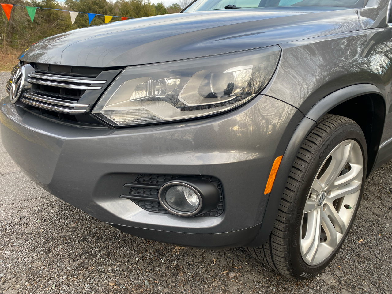 Volkswagen Tiguan 2.0T SEL FWD 2016