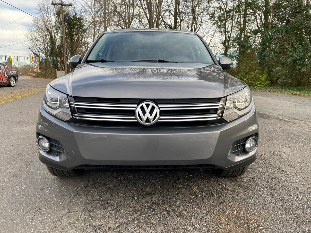 Volkswagen Tiguan 2.0T SEL FWD 2016