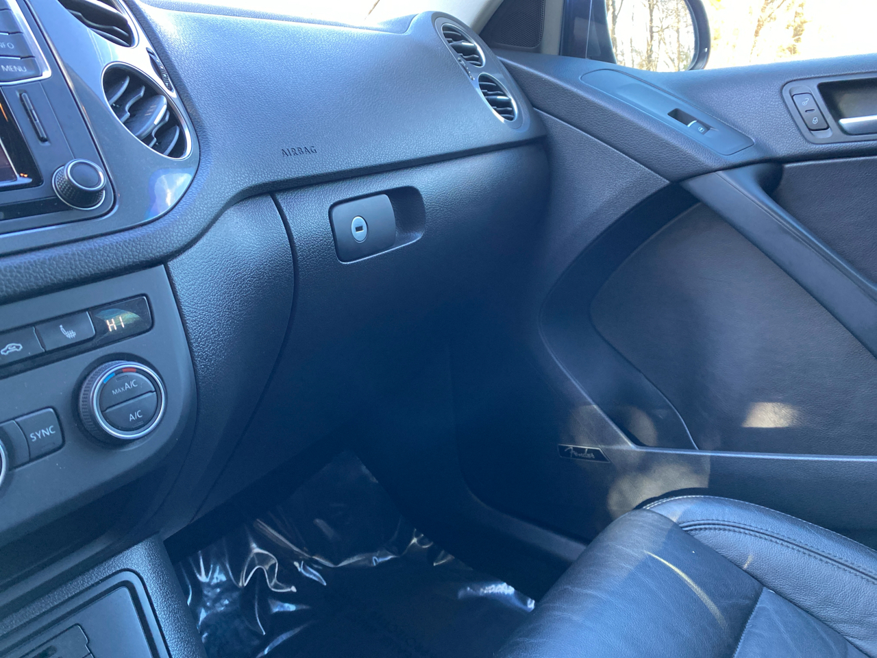 Volkswagen Tiguan 2.0T SEL FWD 2016