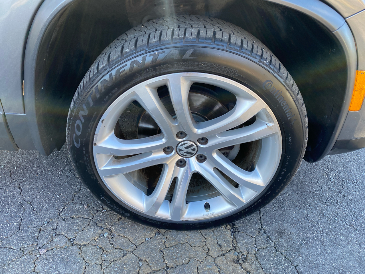 Volkswagen Tiguan 2.0T SEL FWD 2016