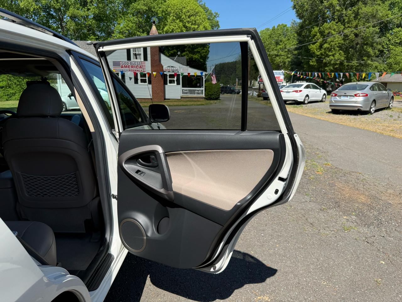 Toyota RAV4 4dr Limited V6 (Natl) 2006