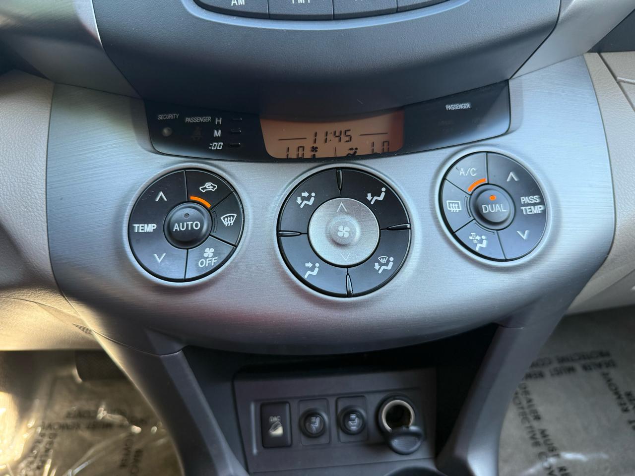 Toyota RAV4 4dr Limited V6 (Natl) 2006