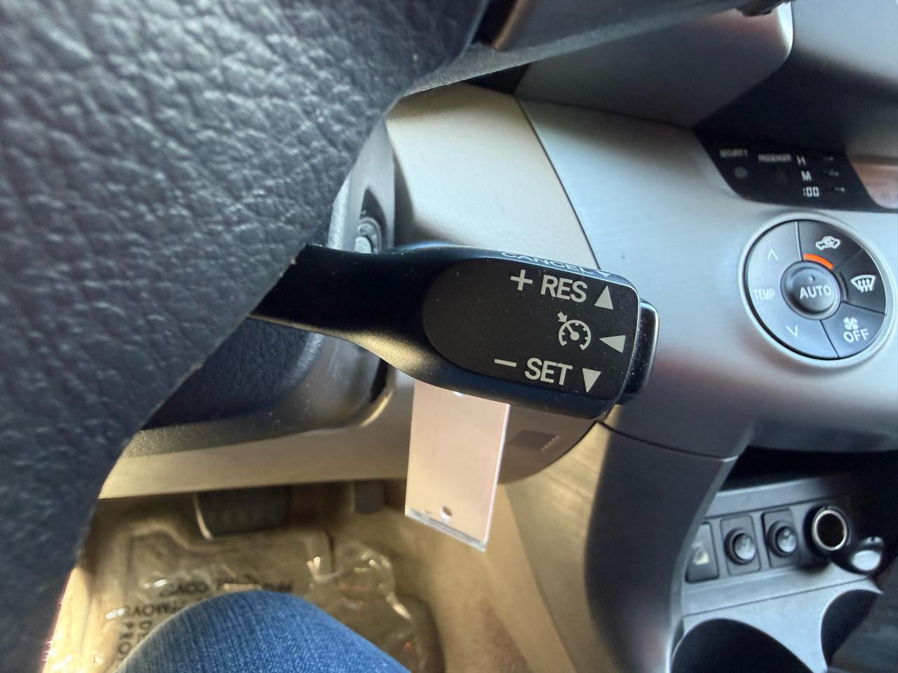 Toyota RAV4 4dr Limited V6 (Natl) 2006