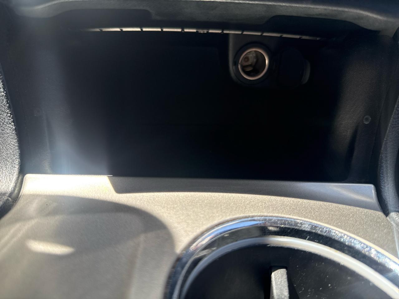 Jeep Grand Cherokee 4WD 4dr Overland 2013