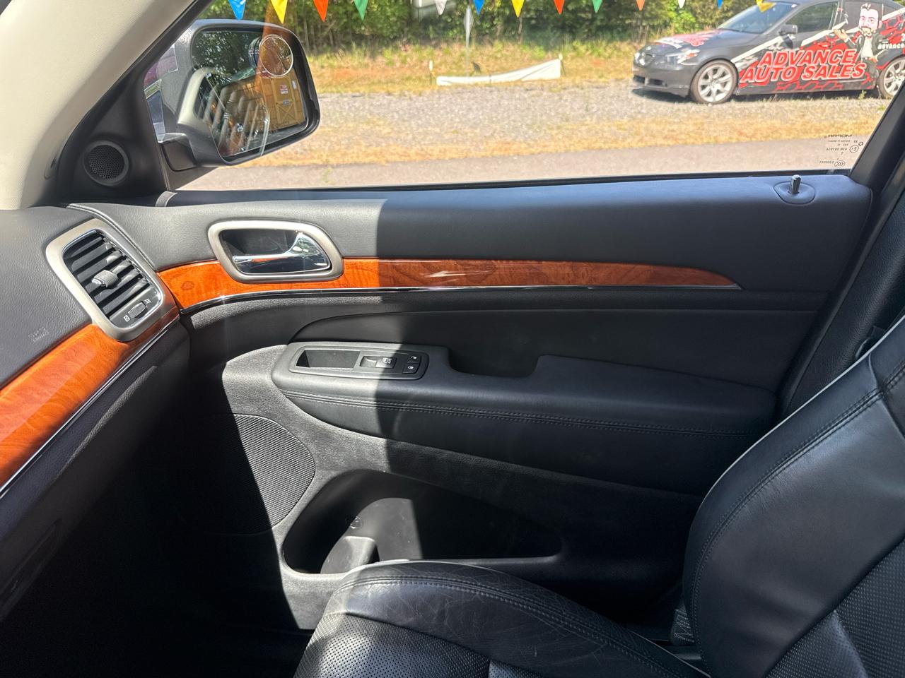 Jeep Grand Cherokee 4WD 4dr Overland 2013