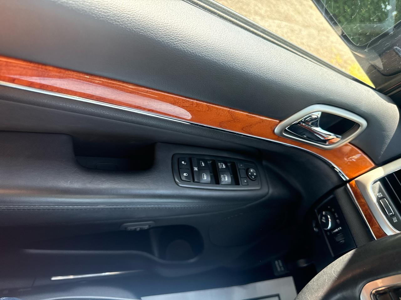 Jeep Grand Cherokee 4WD 4dr Overland 2013