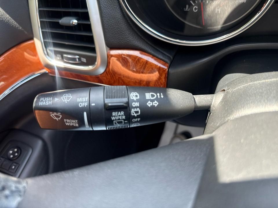 Jeep Grand Cherokee 4WD 4dr Overland 2013