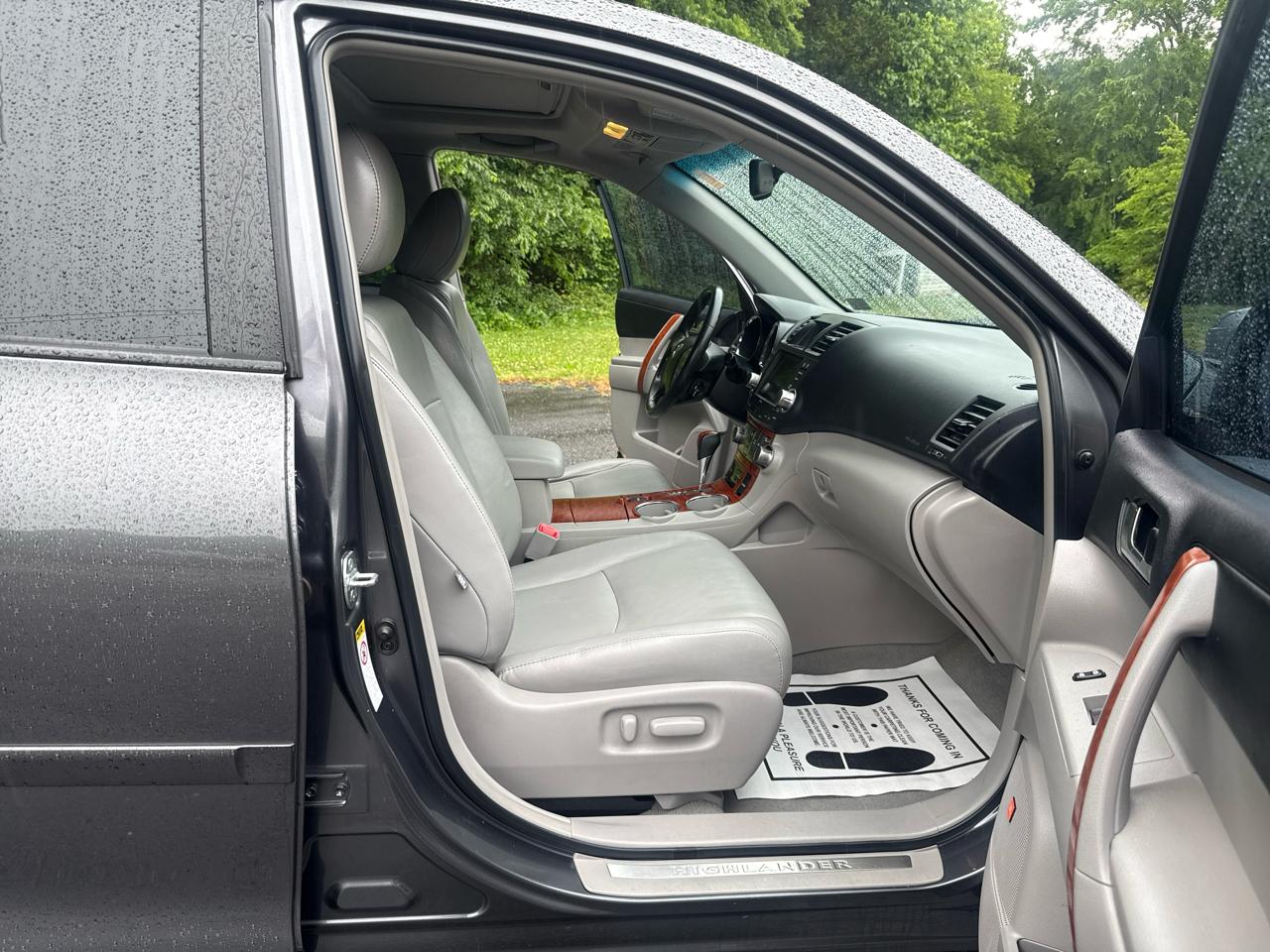 Toyota Highlander Limited 2010