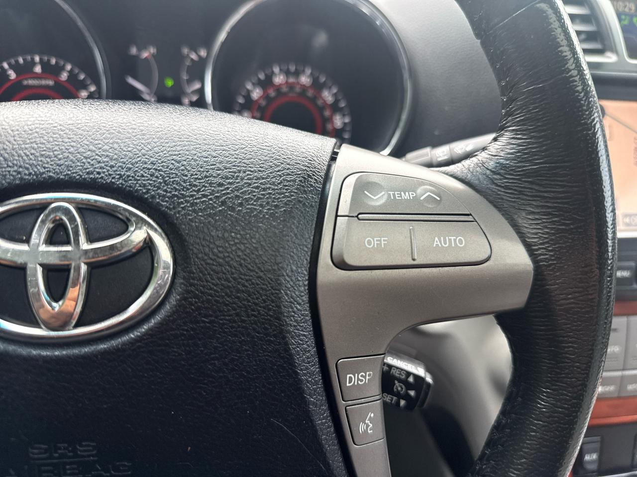 Toyota Highlander Limited 2010