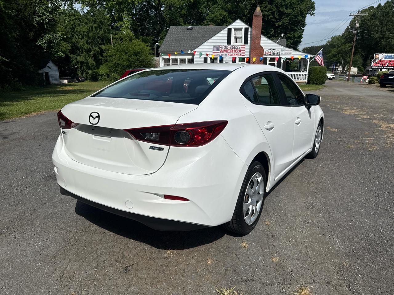 Mazda Mazda3 4-Door Sport Auto 2017