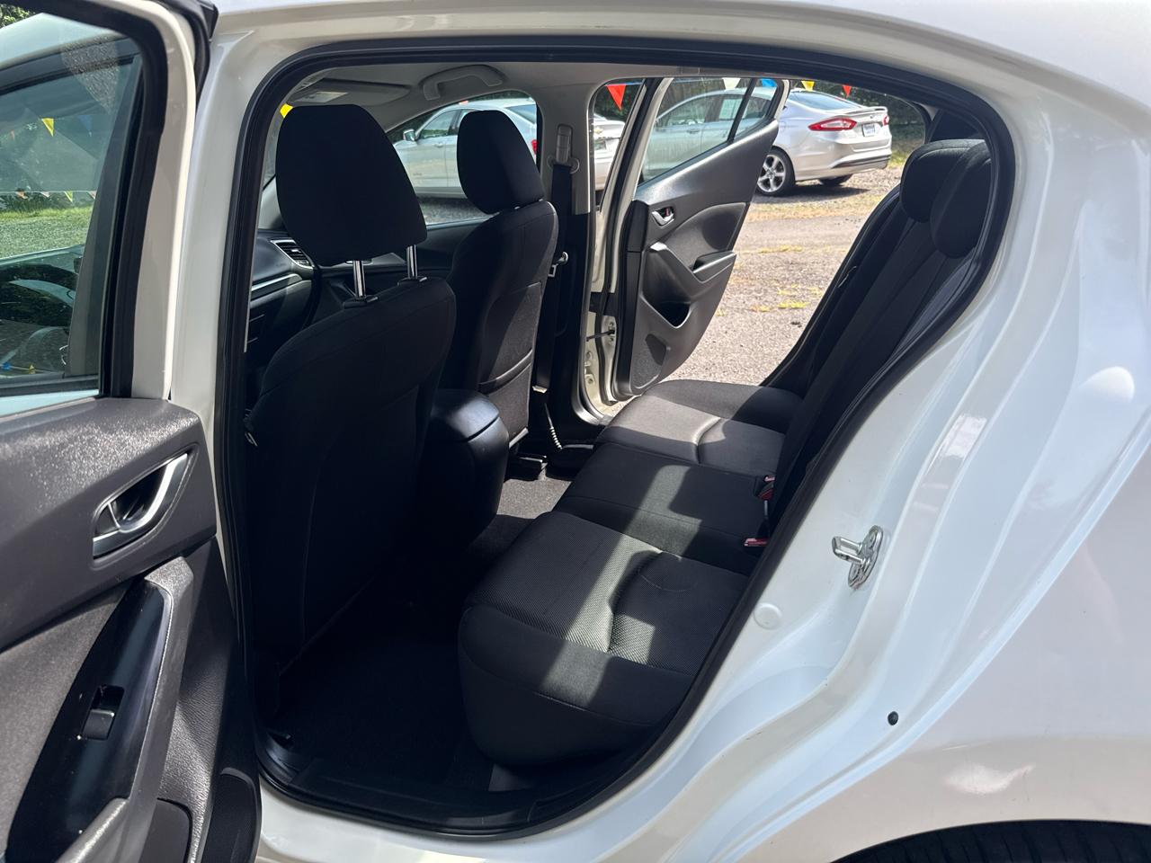Mazda Mazda3 4-Door Sport Auto 2017