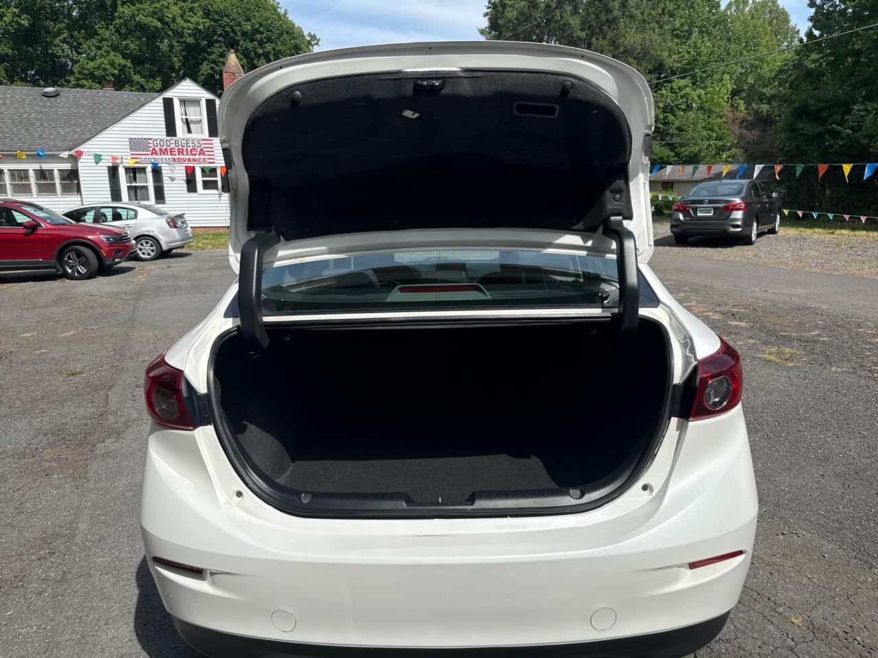 Mazda Mazda3 4-Door Sport Auto 2017