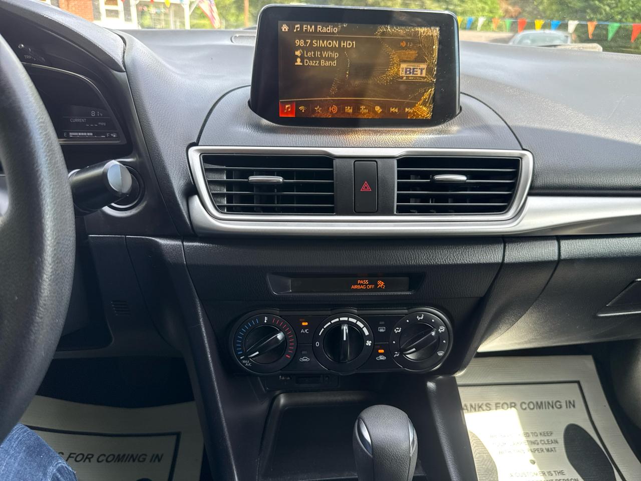 Mazda Mazda3 4-Door Sport Auto 2017