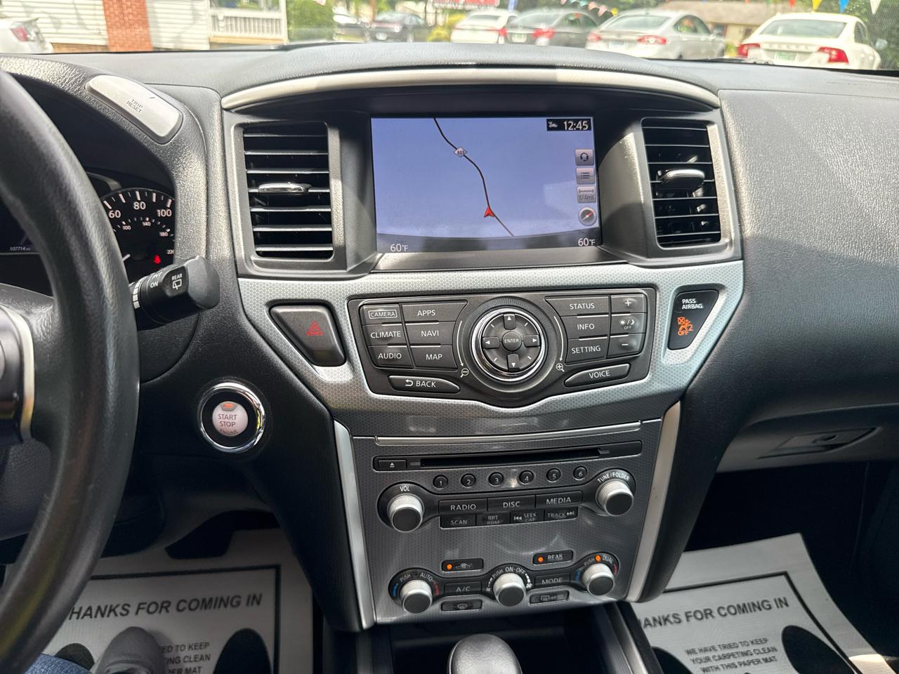 Nissan Pathfinder FWD SL 2017