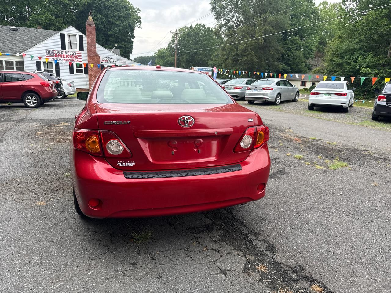 Toyota Corolla LE 2010