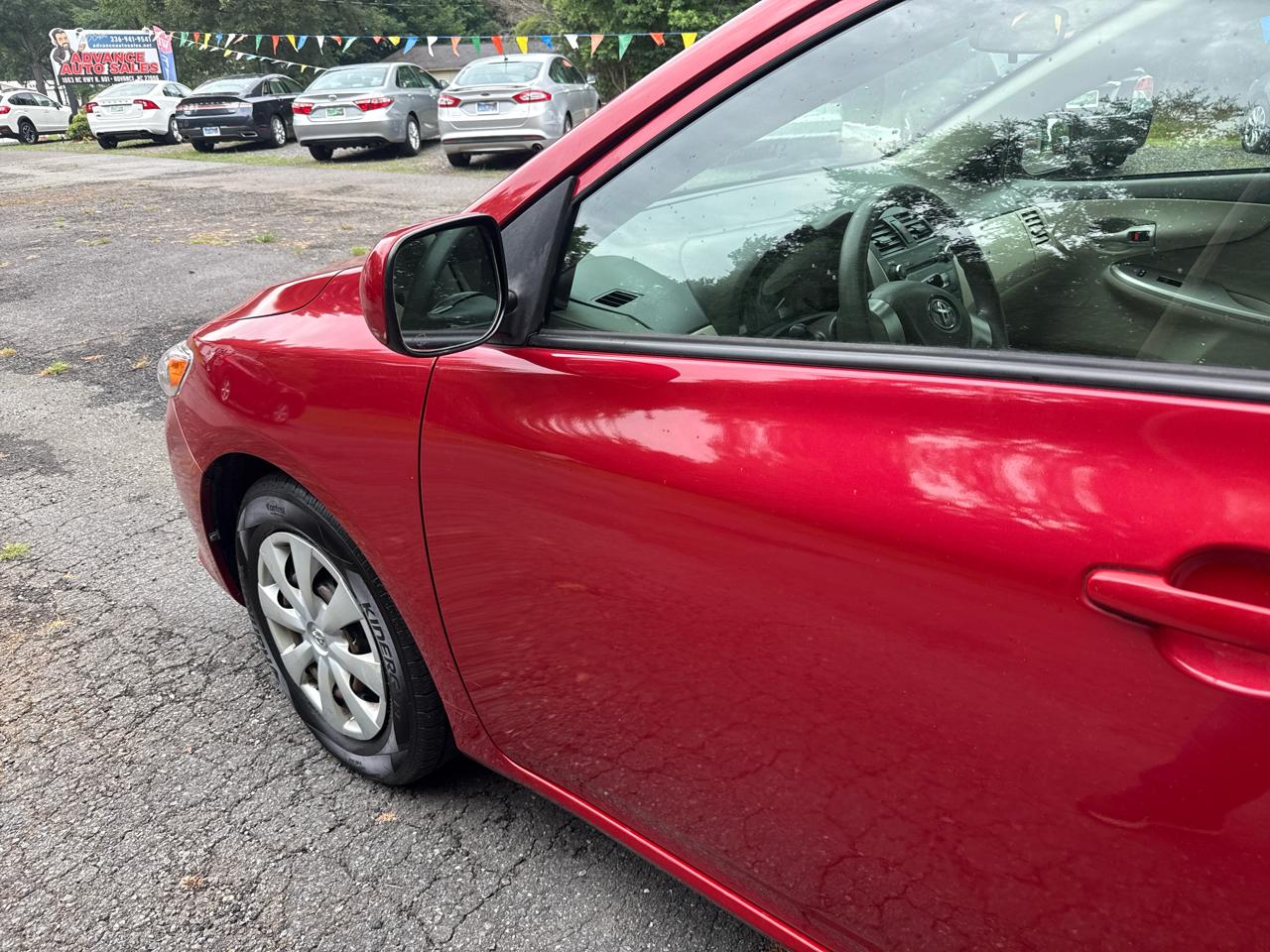 Toyota Corolla LE 2010