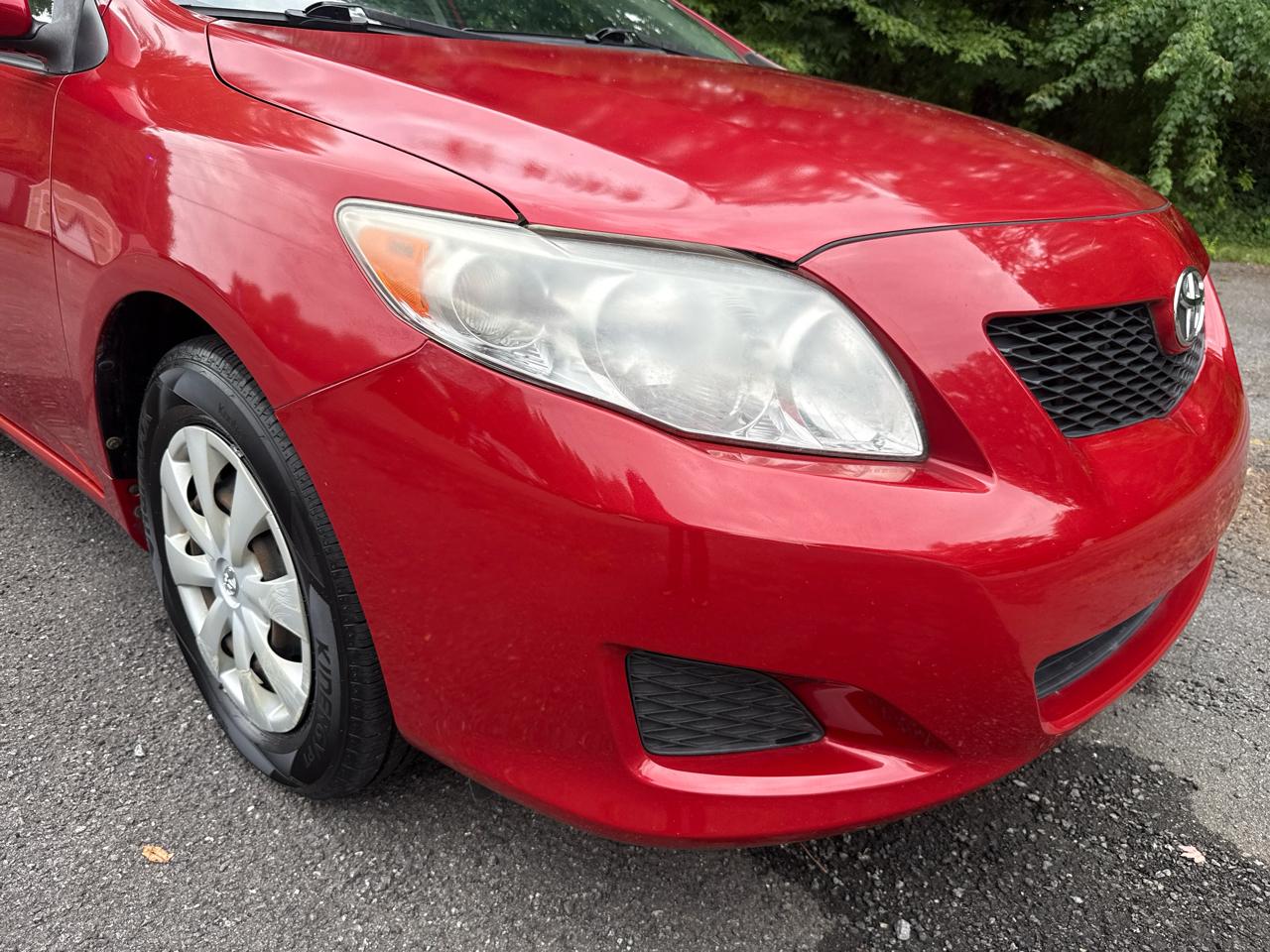 Toyota Corolla LE 2010