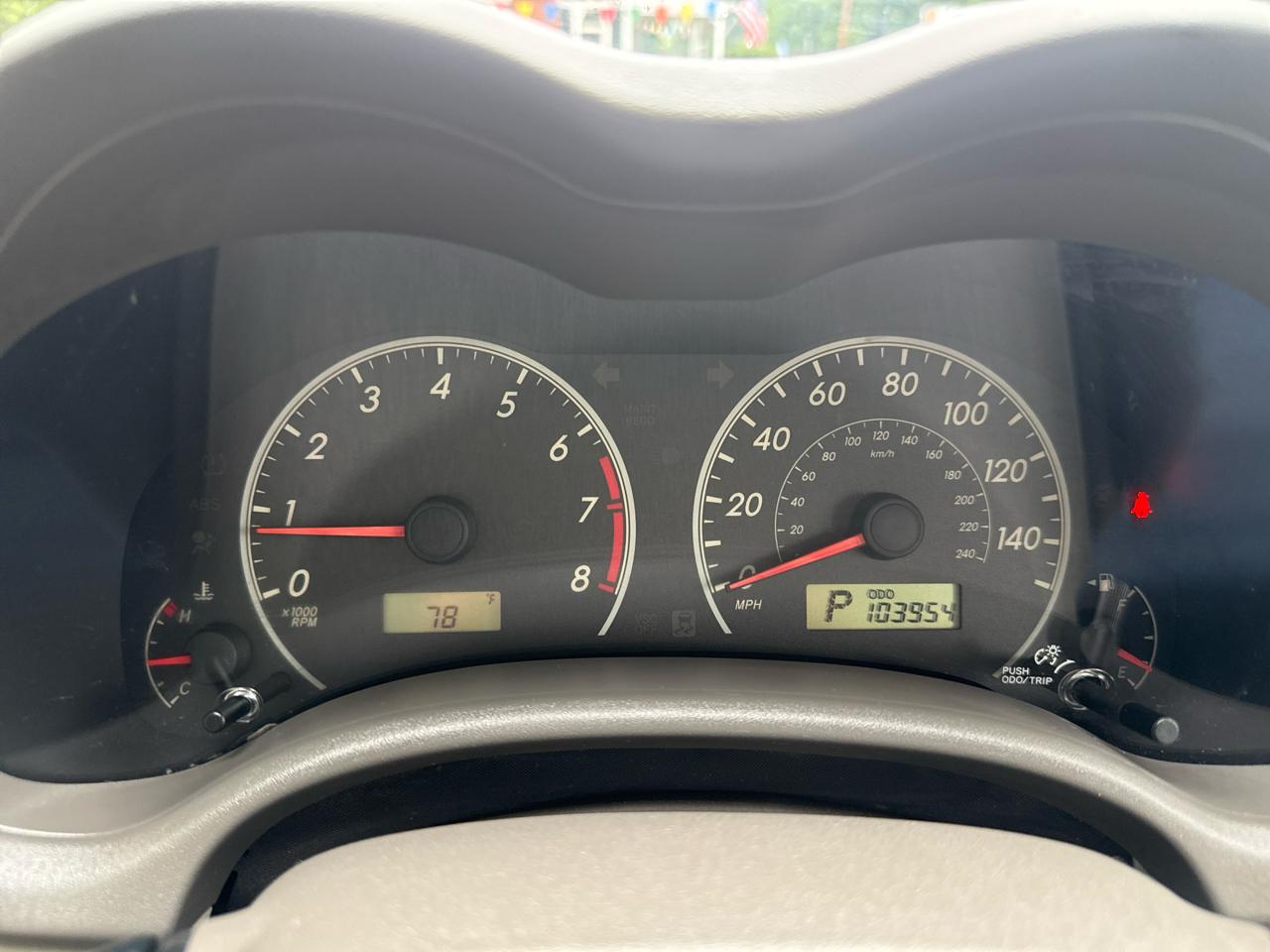 Toyota Corolla LE 2010