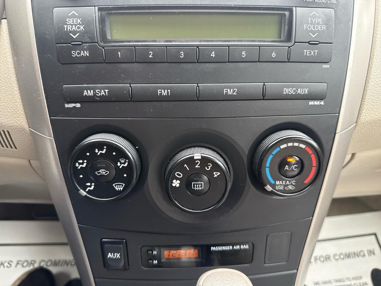 Toyota Corolla LE 2010