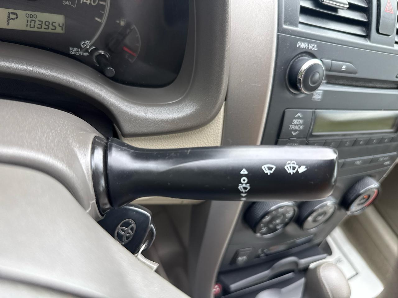Toyota Corolla LE 2010