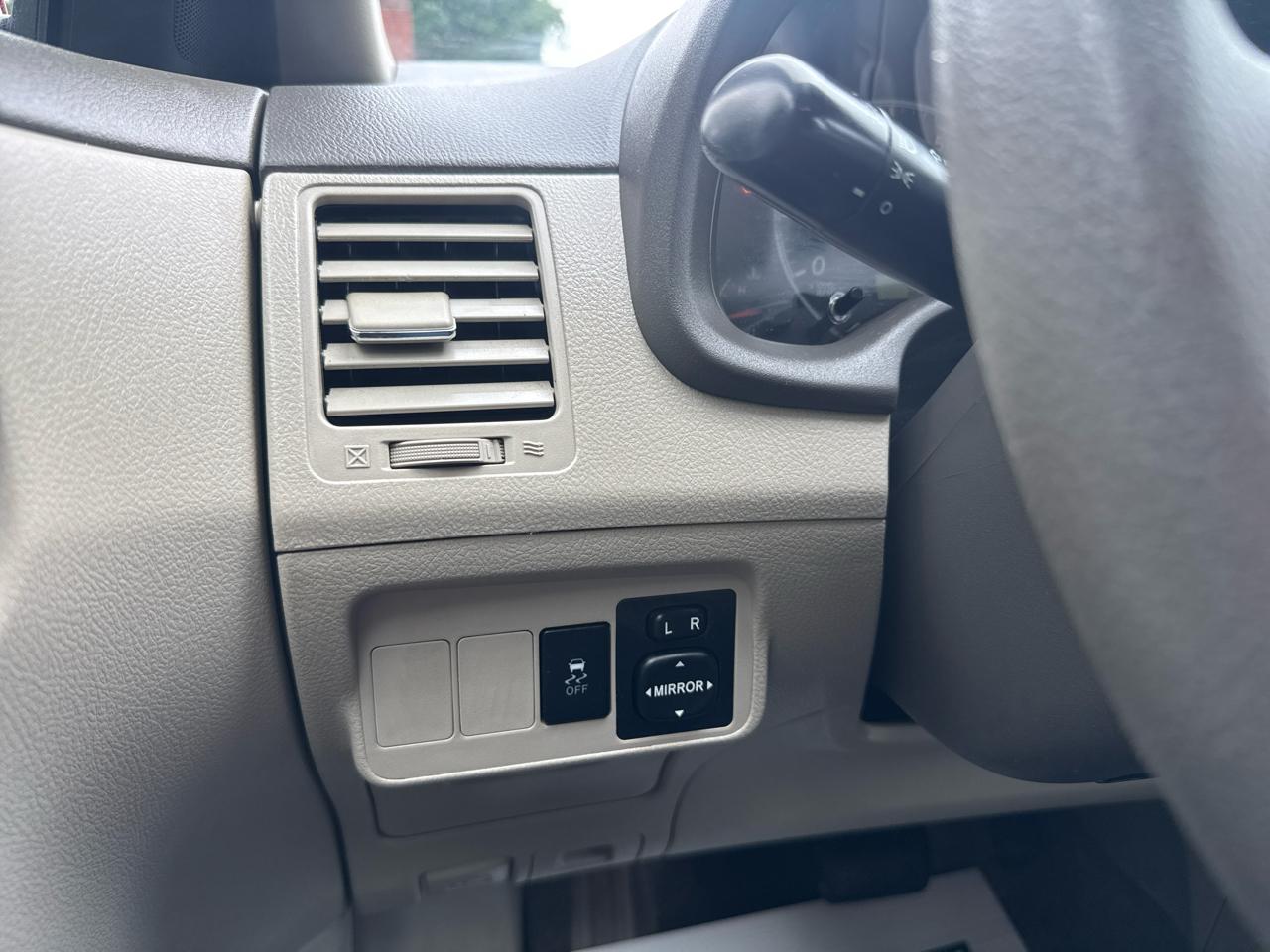 Toyota Corolla LE 2010
