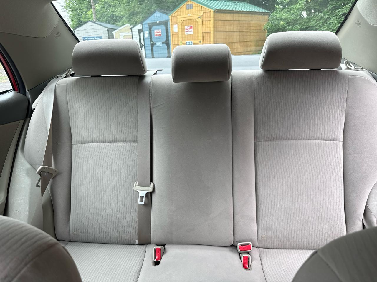 Toyota Corolla LE 2010