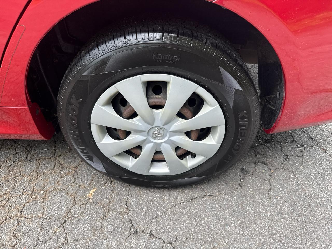 Toyota Corolla LE 2010