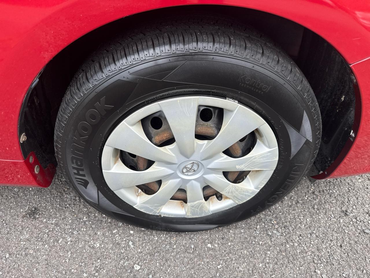 Toyota Corolla LE 2010