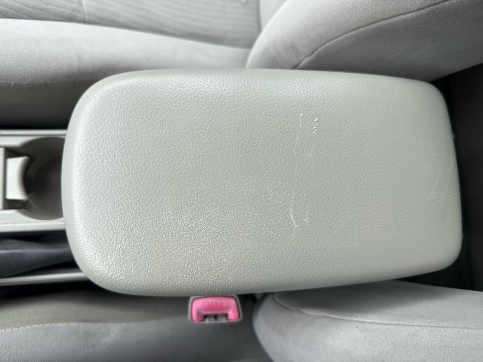 Toyota Corolla LE 2010