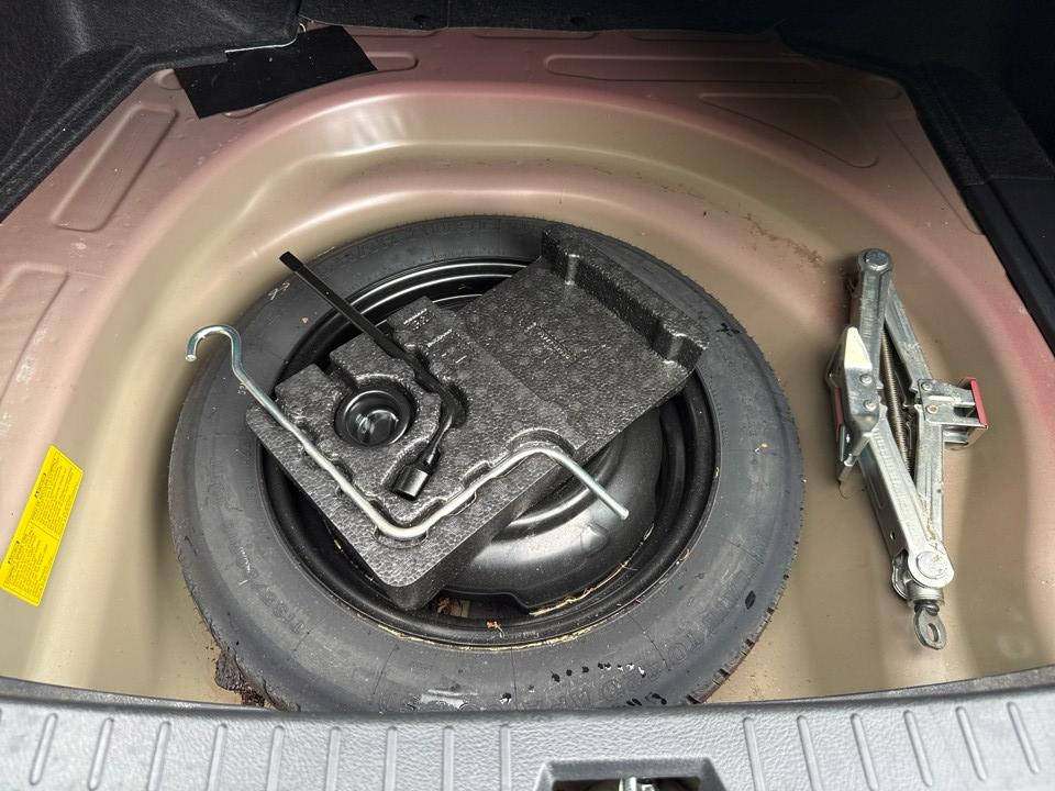 Toyota Corolla LE 2010