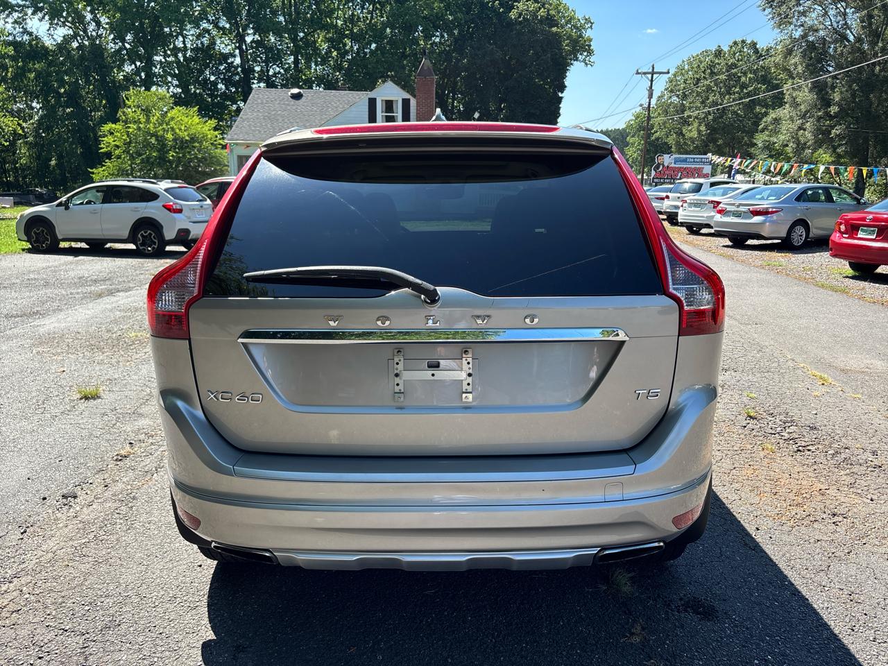 Volvo XC60 2015.5 FWD 4dr T5 Drive-E Premier 2015