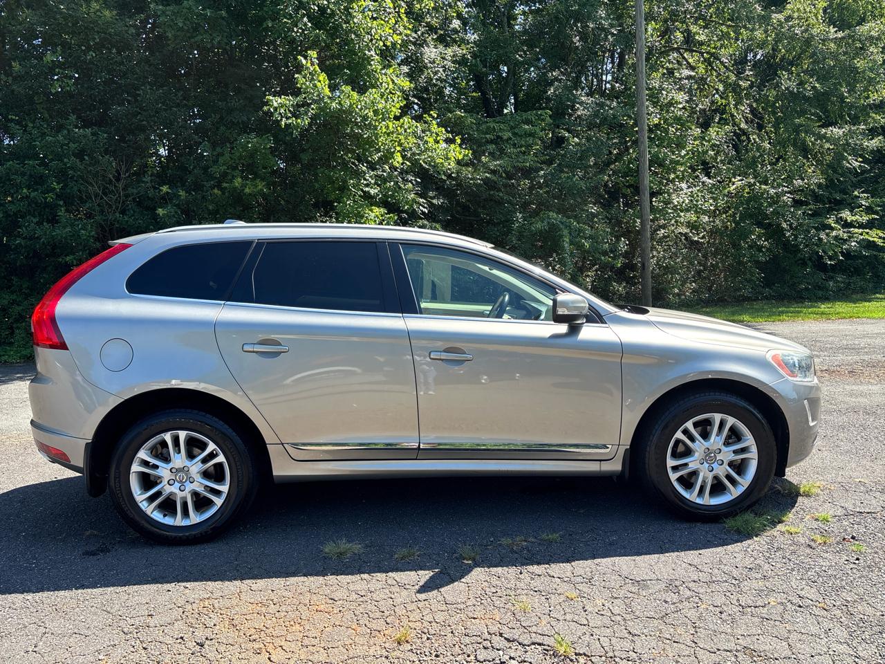 Volvo XC60 2015.5 FWD 4dr T5 Drive-E Premier 2015