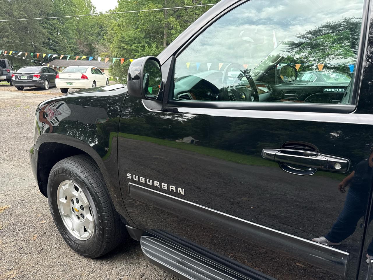 Chevrolet Suburban LT 2013