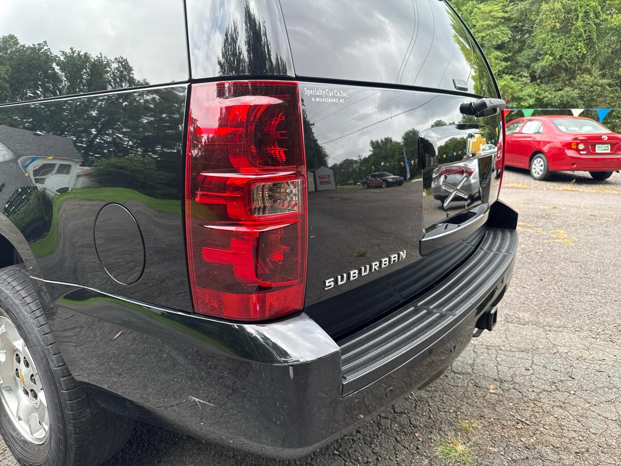 Chevrolet Suburban LT 2013