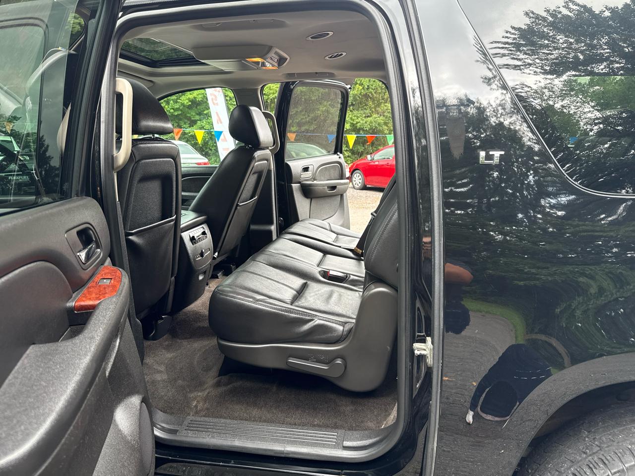 Chevrolet Suburban LT 2013