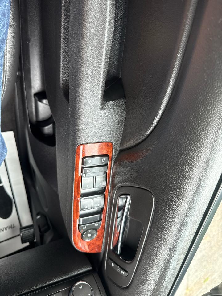 Chevrolet Suburban LT 2013