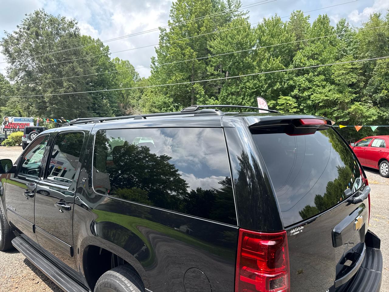 Chevrolet Suburban LT 2013