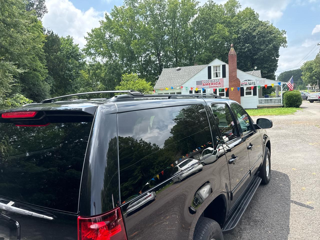 Chevrolet Suburban LT 2013