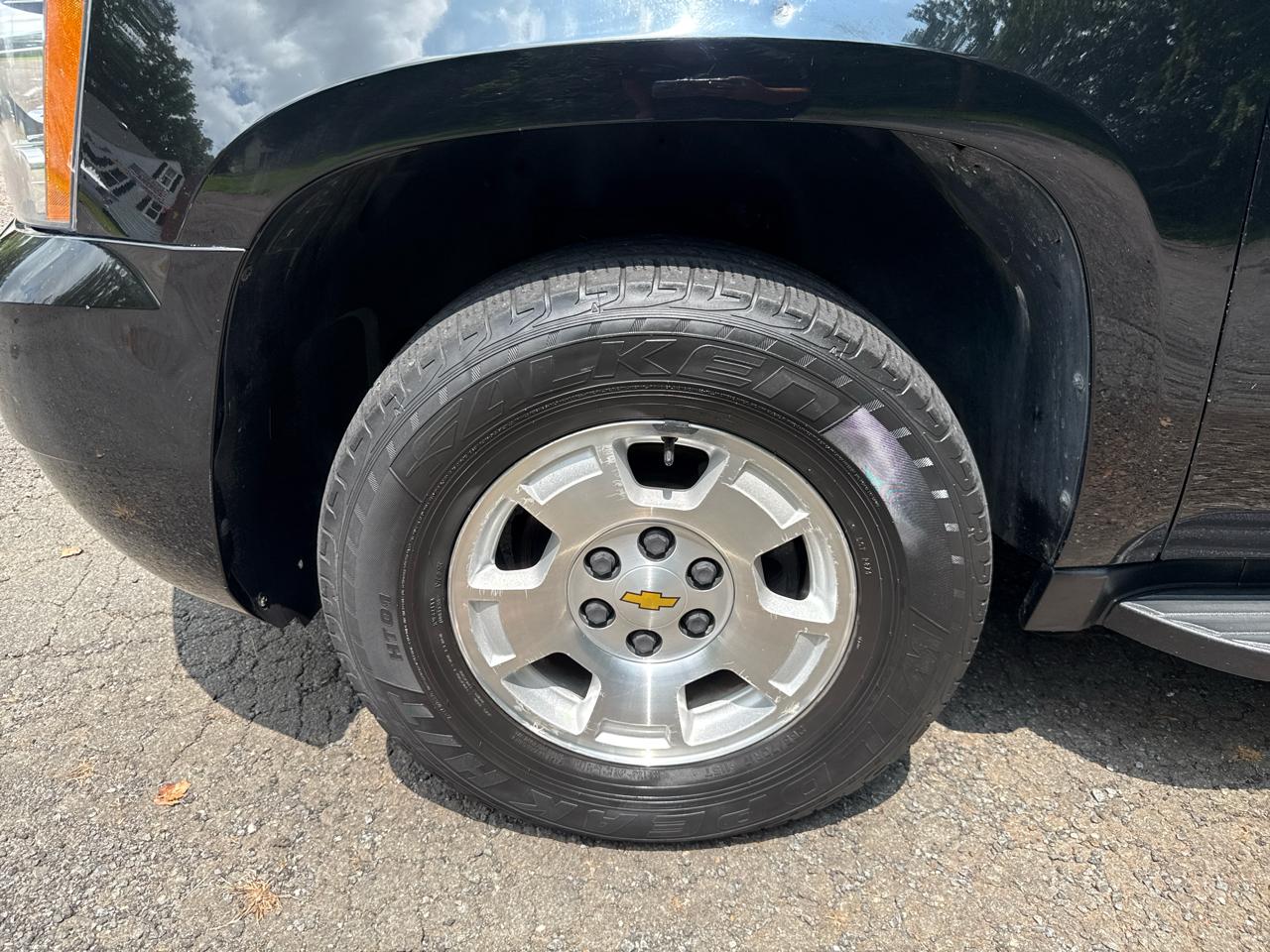 Chevrolet Suburban LT 2013