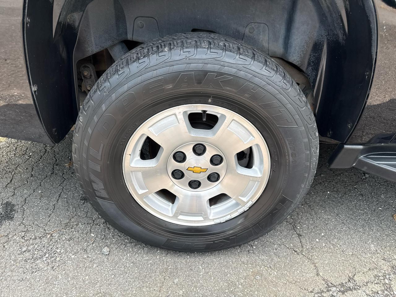 Chevrolet Suburban LT 2013