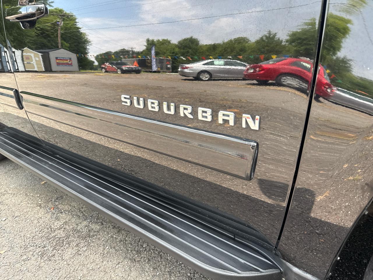 Chevrolet Suburban LT 2013