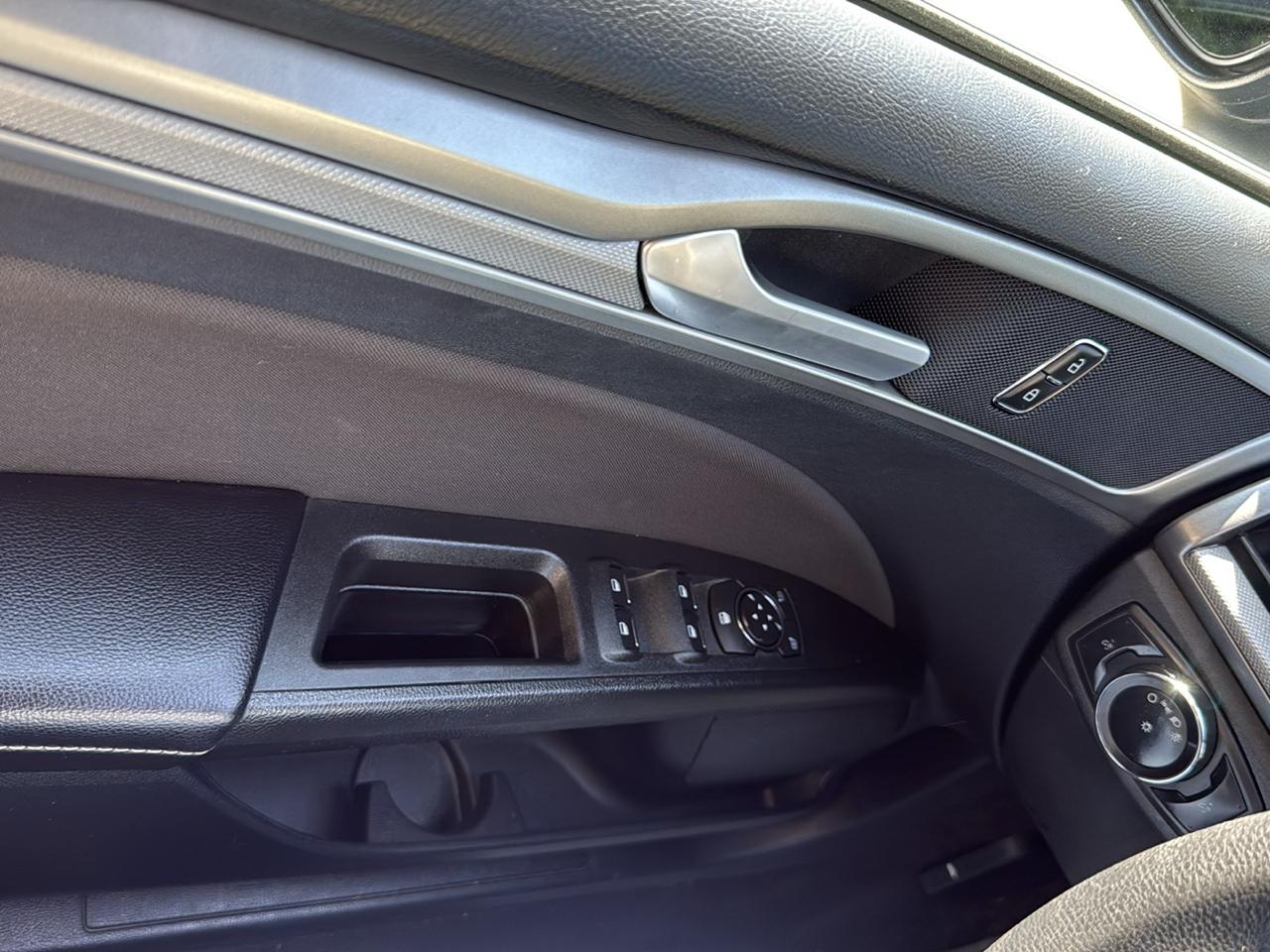 Ford Fusion SE 2019