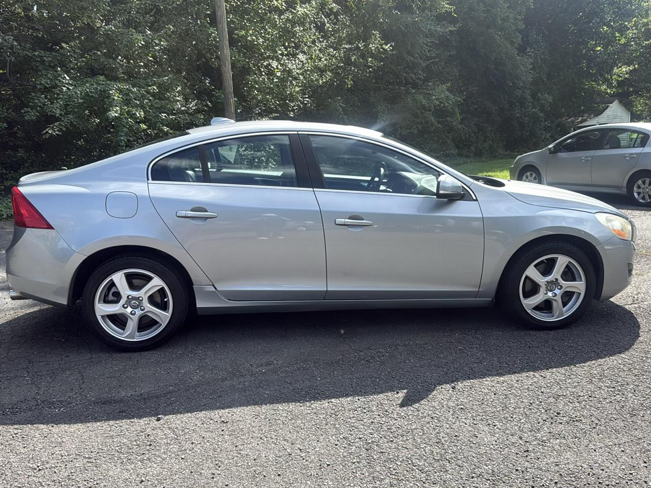 Volvo S60 FWD 4dr Sdn T5 2013