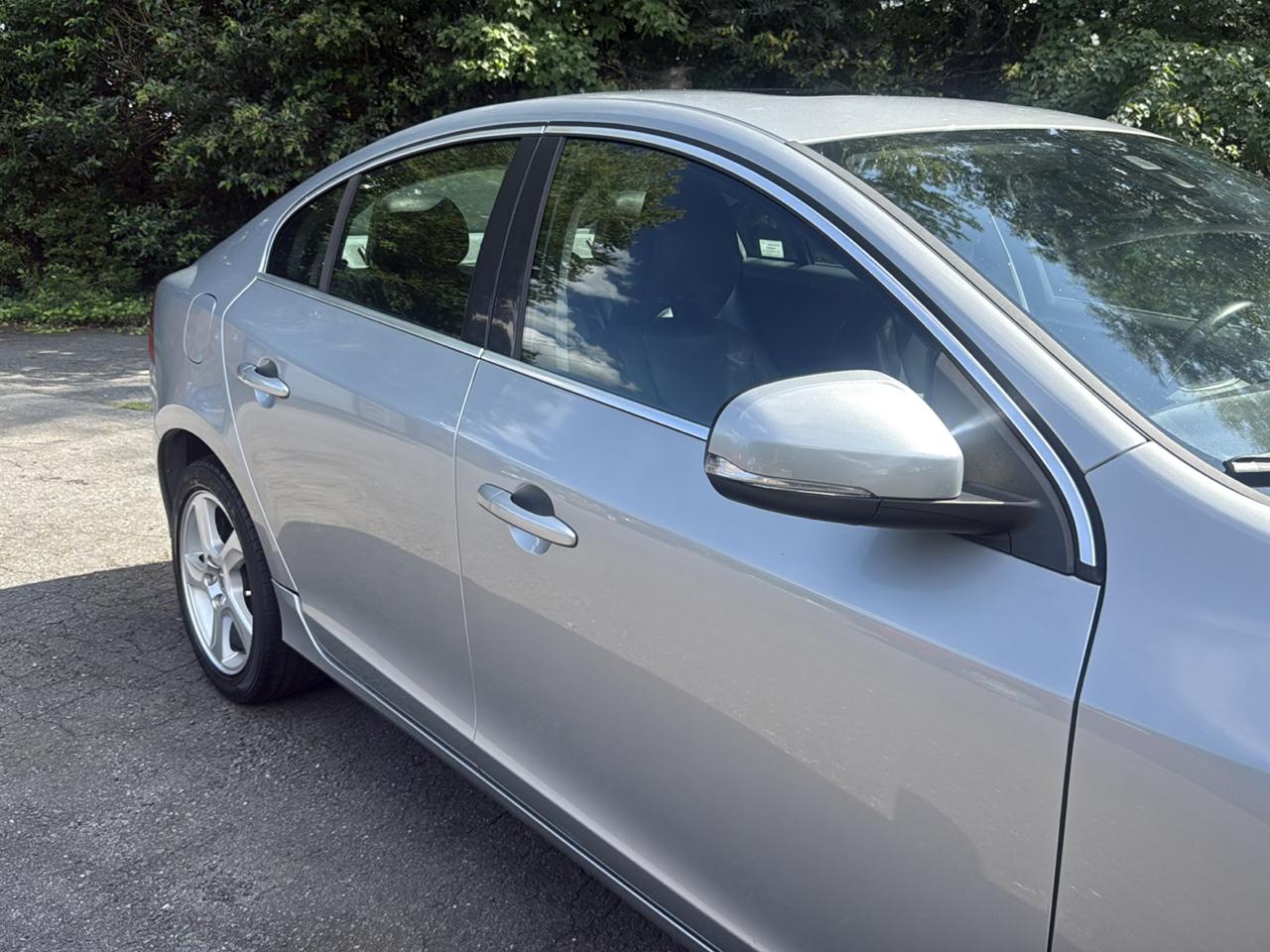 Volvo S60 FWD 4dr Sdn T5 2013