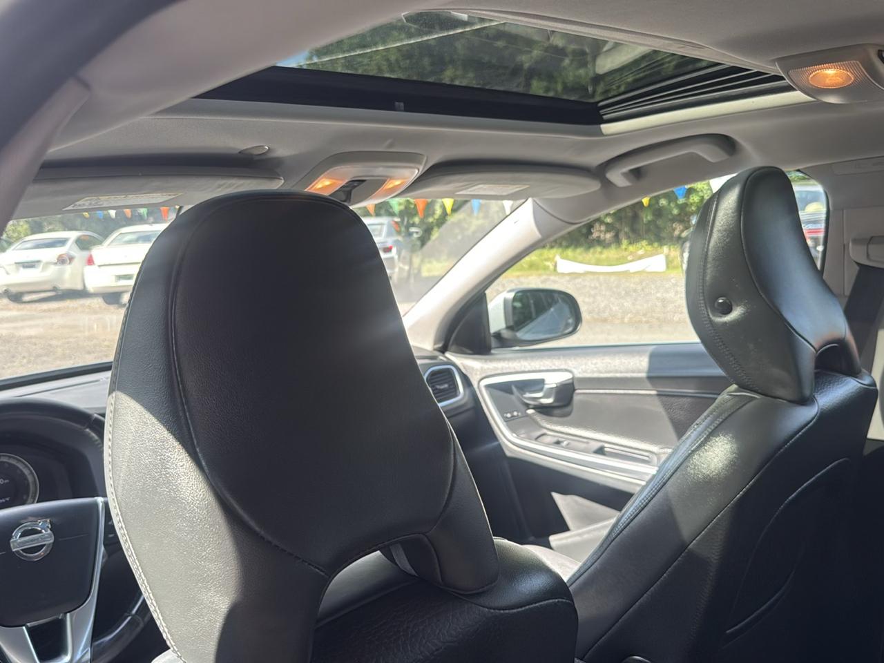 Volvo S60 FWD 4dr Sdn T5 2013