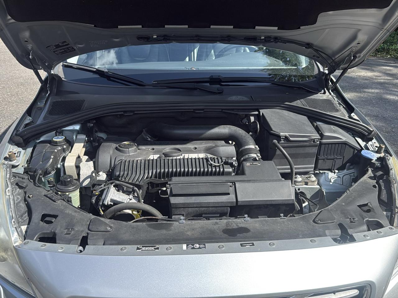 Volvo S60 FWD 4dr Sdn T5 2013