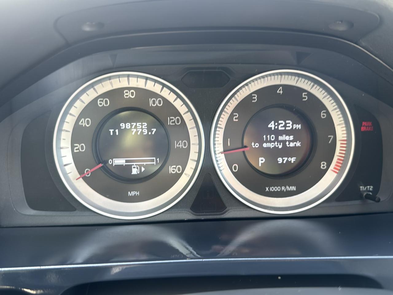 Volvo S60 FWD 4dr Sdn T5 2013