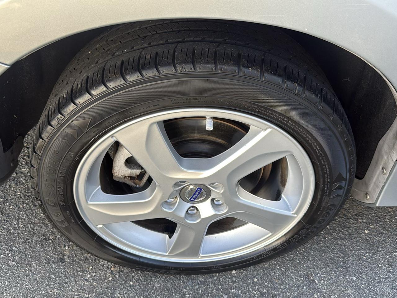 Volvo S60 FWD 4dr Sdn T5 2013