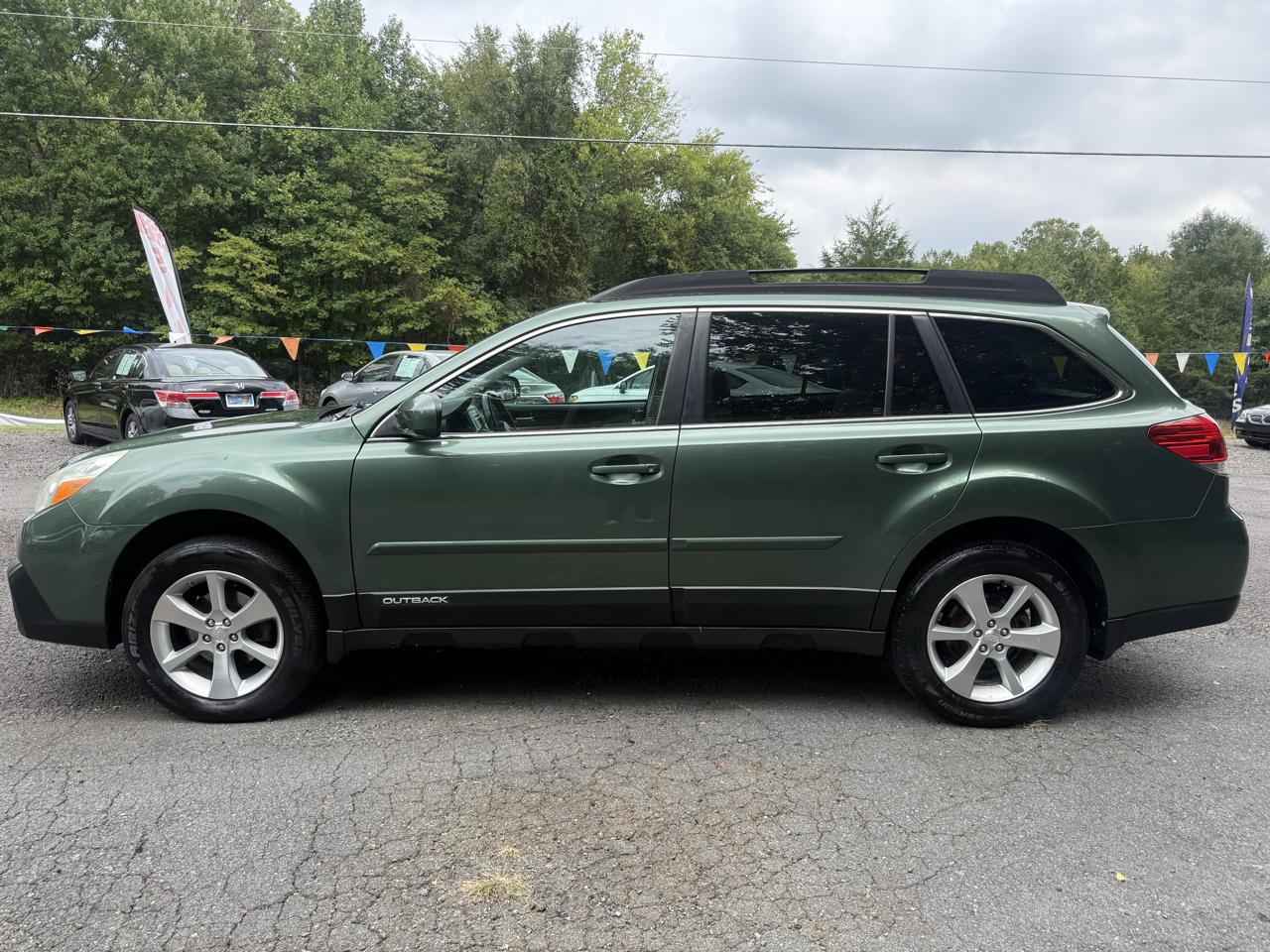 Subaru Outback 2.5i Limited 2013
