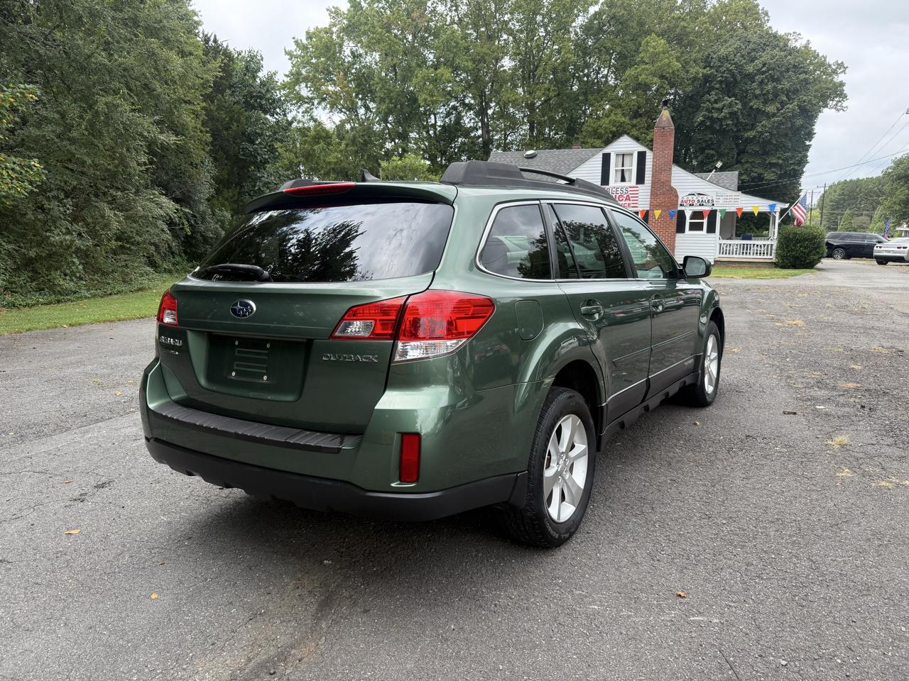 Subaru Outback 2.5i Limited 2013